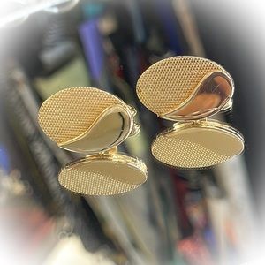 💕Beautiful Gold Tone Oval Vintage Swank Cufflinks💕